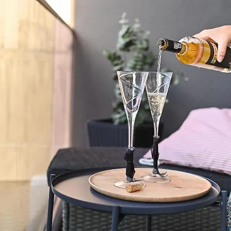 شقة De Poveste Pe Plaja In De Lux