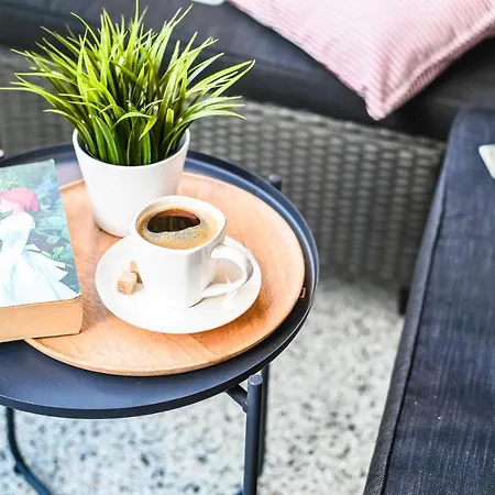 De Poveste Pe Plaja In De Lux Năvodari