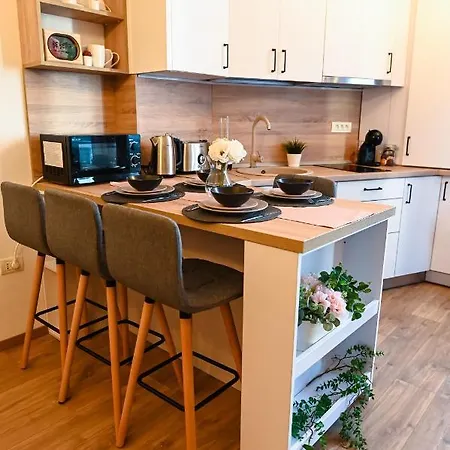 شقة De Poveste Pe Plaja In De Lux *